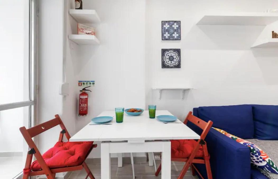 Beautiful 1 Bedroom Apartment Near Benfica Lisbona Esterno foto